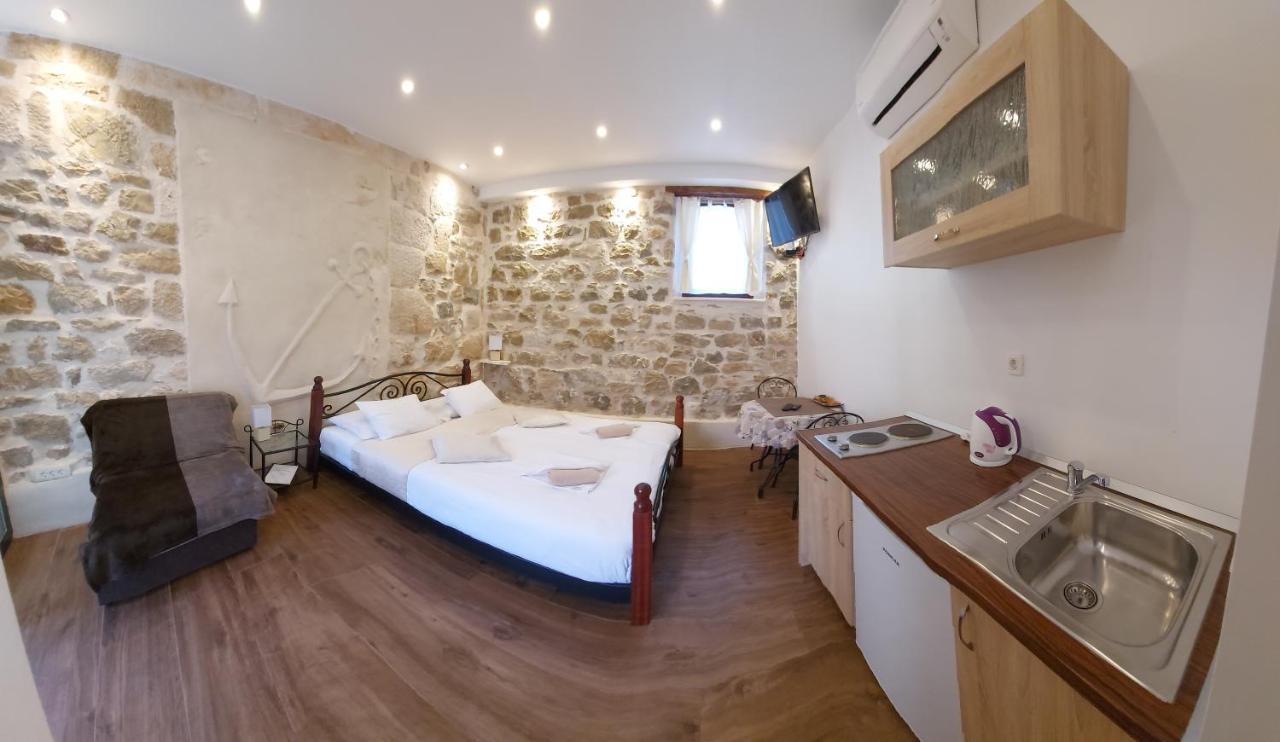 New Rustic Apartments Tonko Split Dış mekan fotoğraf